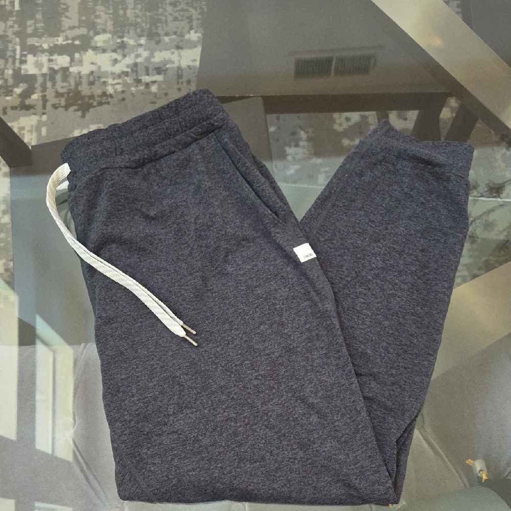 Vuori Charcoal Heather Womens Jogger Sz M